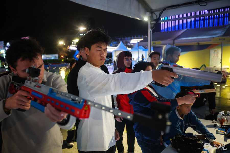 VxDz, 吸引广大运, 为这座 VxDz, 吸引广大运, 为这座