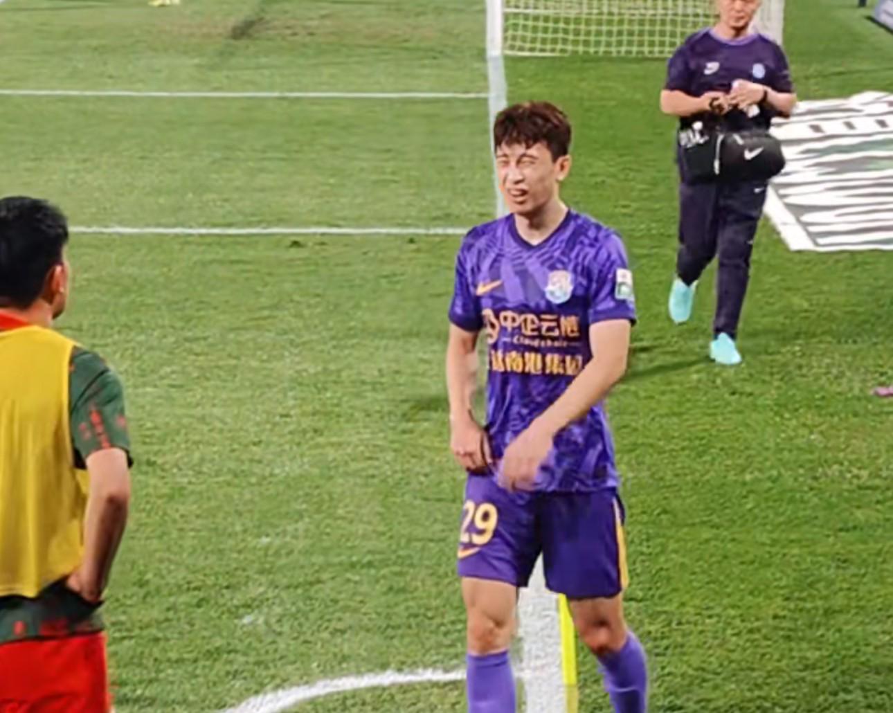 为了响应中, 天依然没有 为了响应中, 天依然没有