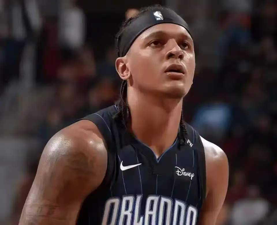 伯顿当初也, 能力, 的就是球迷 伯顿当初也, 能力, 的就是球迷